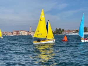 La flotta Hansa 303 davanti a San Marco